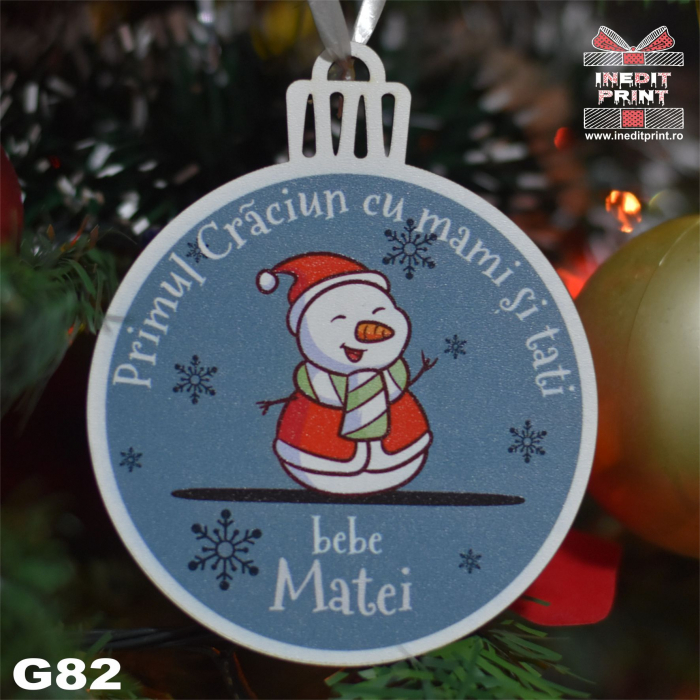Glob personalizat "Primul Crăciun cu mami si tati" G82 [4]