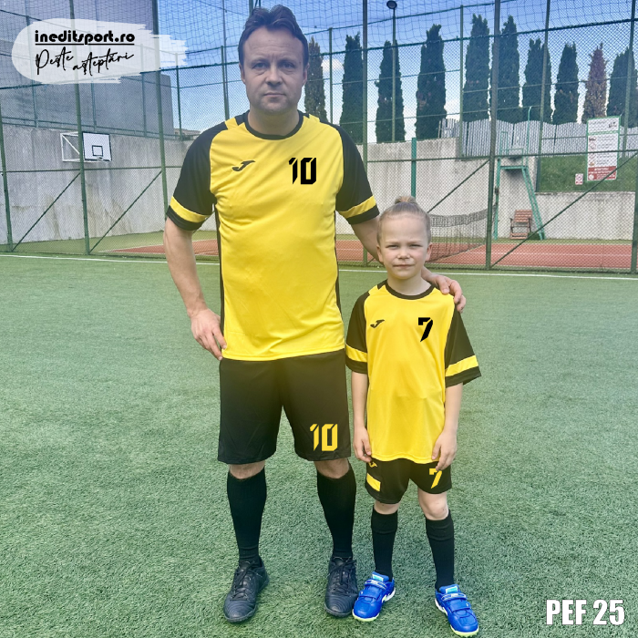 Kit echipament fotbal copii si adulti personalizat PEF25 [1]