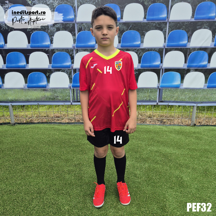 Kit echipament fotbal copii si adulti personalizat PEF32 [3]
