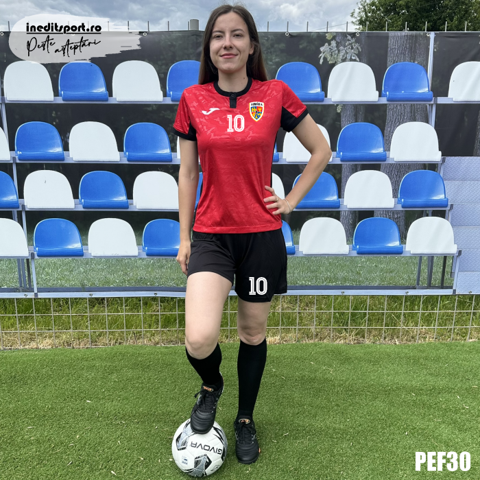 Kit echipament fotbal feminin personalizat PEF30 [3]