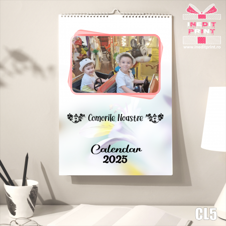 Calendare - Calendar perete personalizat cu 13 fotografii CL5