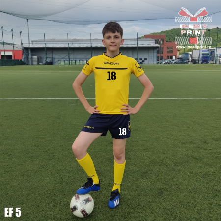 Echipamente de joc - Echipament fotbal copii si adulti personalizat GIVOVA  EF5