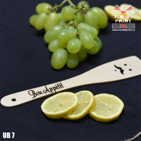 Cadouri - Spatulă cu mustață personalizată Bon appetit UB7