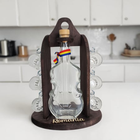 Suveniruri Romania - Suport Sticla Vioara cu pahare cu toarta Romania SVR112