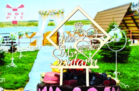 Topper Tort Personalizat Mr&Mrs TC139 [3]