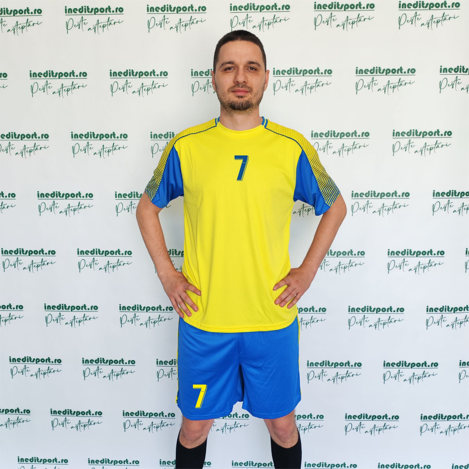 KIT Juve - 2 tricouri si sort Galben-Albastru, 16 Ani
