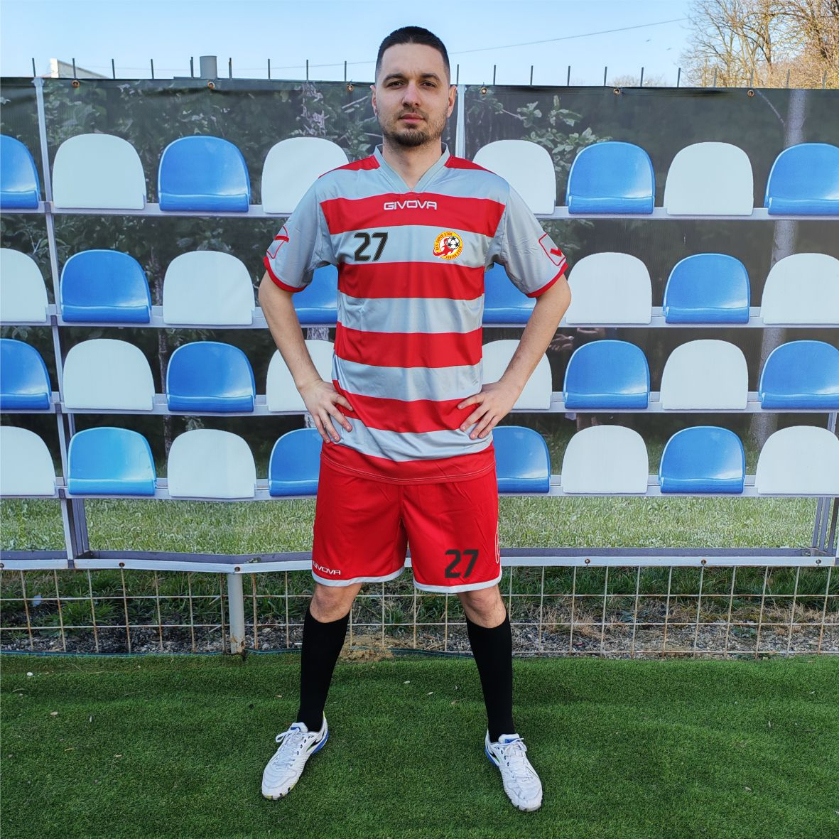Kit Rugby GIVOVA - KITC42B Gri deschis cu Rosu, M