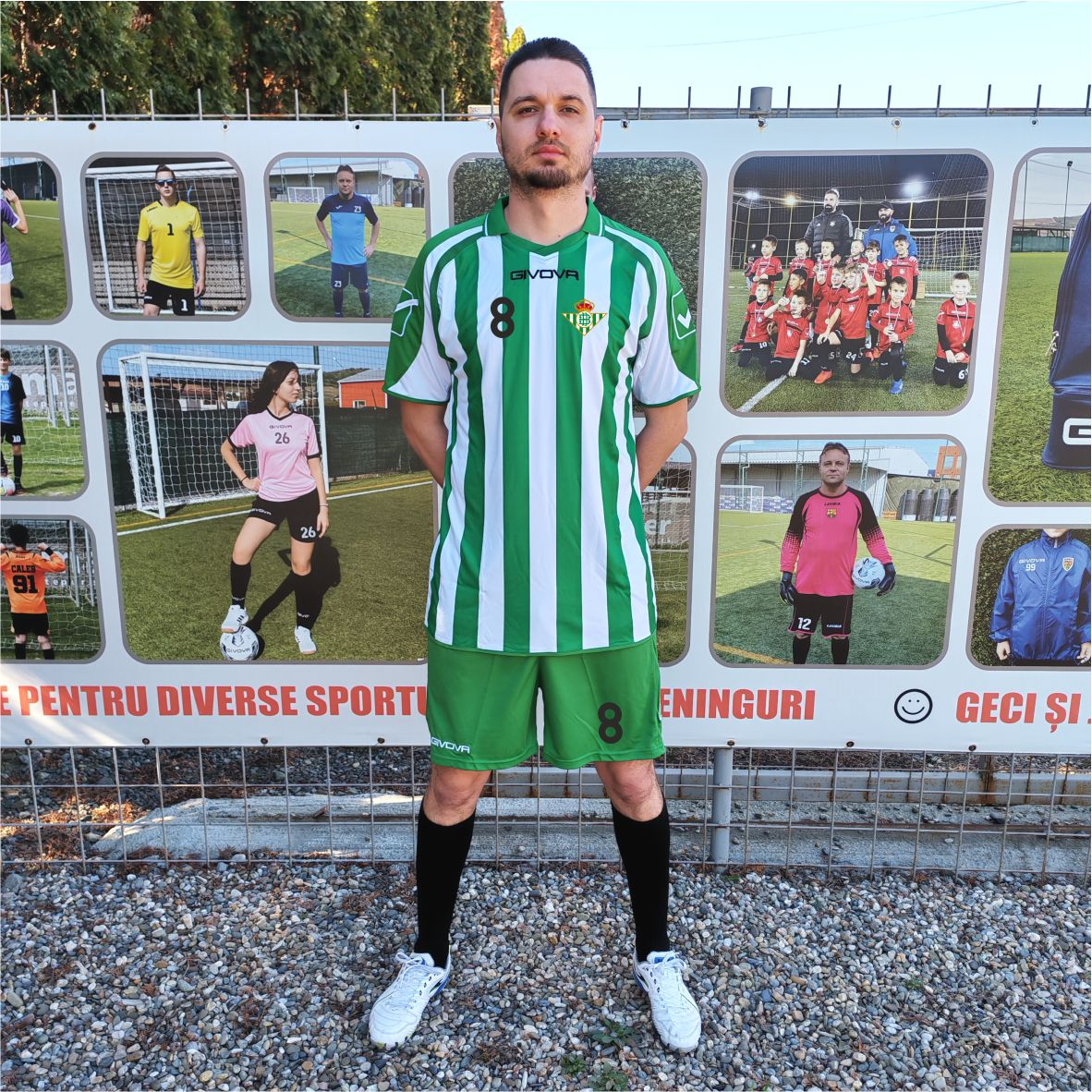Kit Supporter MC GIVOVA - KITC24 Alb cu verde, L