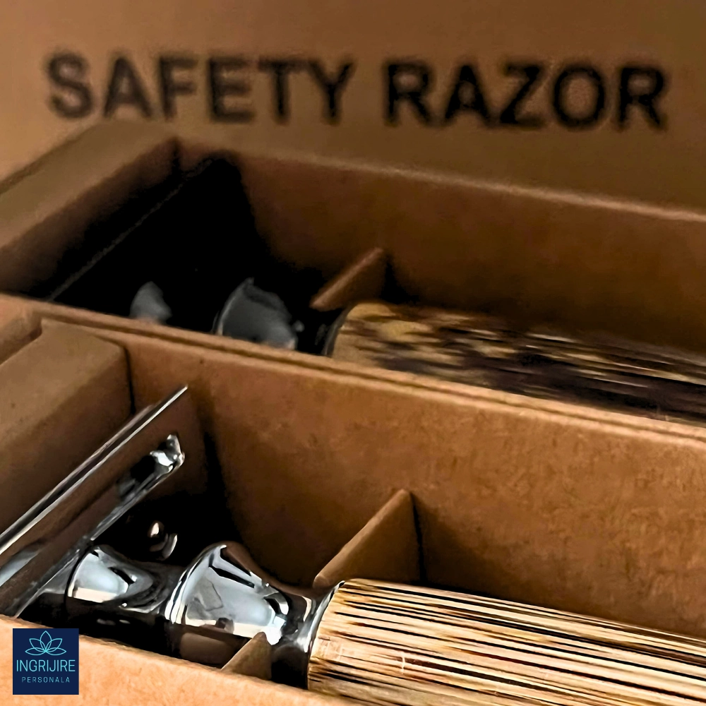 Aparat de ras clasic, maner din lemn, silver [3]