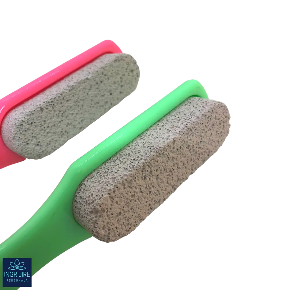 Perie dubla cu piatra ponce si maner din plastic [2]