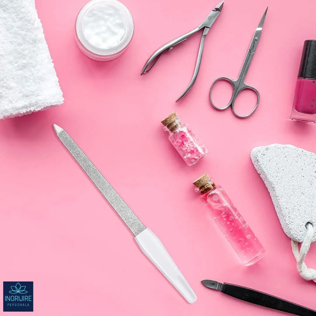 Pila din otel inoxidabil si maner din plastic dur [4]