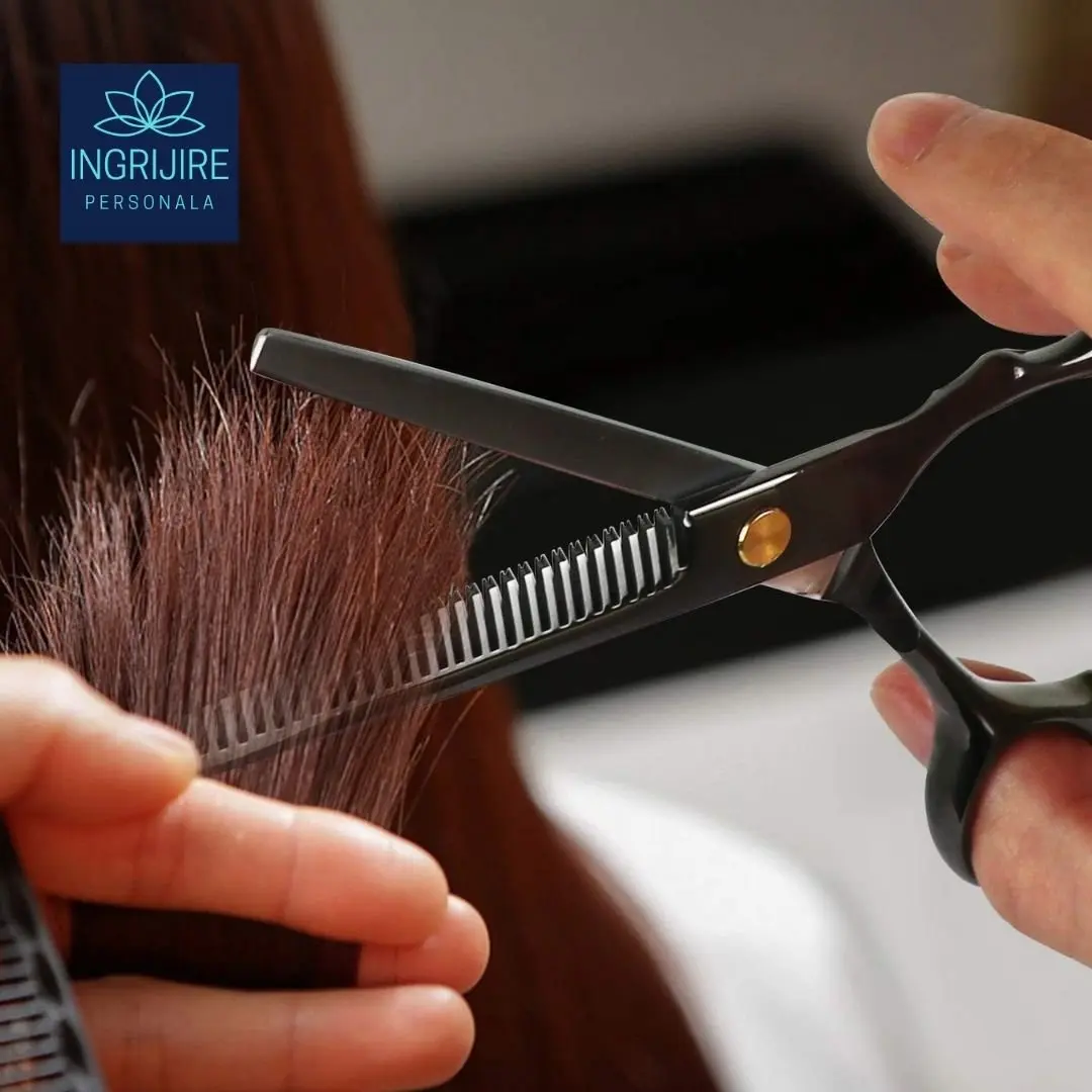 Set profesional pentru frizerie format din foarfece pentru tuns si filat 6'', brici cu lama interschimbabila si pieptan, Matte Black [10]