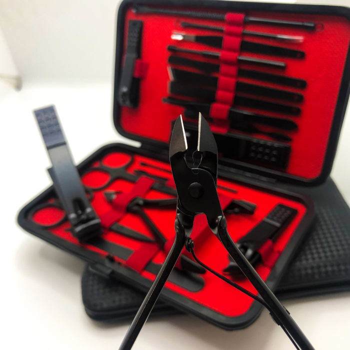 Trusa manichiura profesionala 18 piese, otel negru mat, interior textil ROSU RED WINE [14]