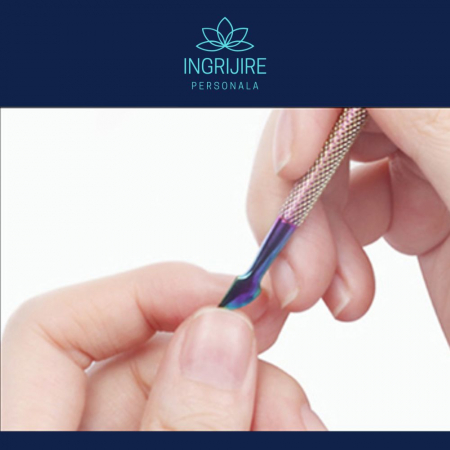 Instrument pentru impingere cuticule si curatare, cu doua capete varf drept/inclinat multicolor [13]