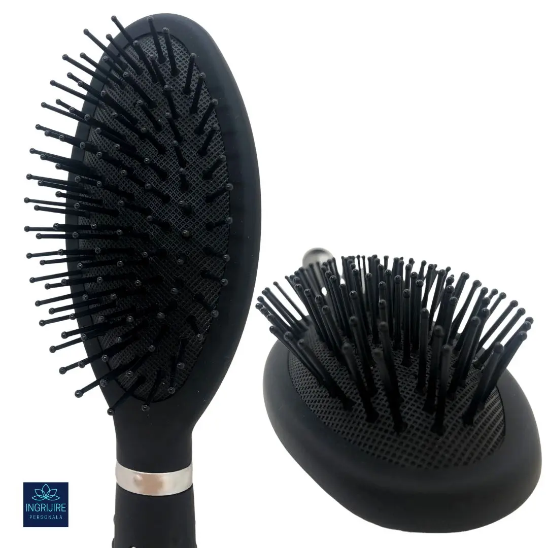 Perie de par alungita, BLACK, pentru coafor/frizerie [1]