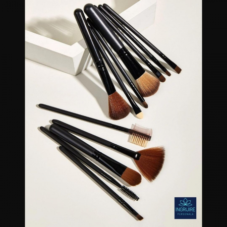 Set 12 pensule Black Elegance, machiaj profesional, cilindru transport [7]