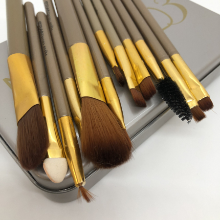 Set 12 pensule Nude, machiaj profesional, cutie metalica [3]