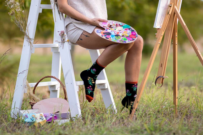 Cutie de Lux cu 5 perechi de șosete Fine din bumbac organic cu model floral [4]