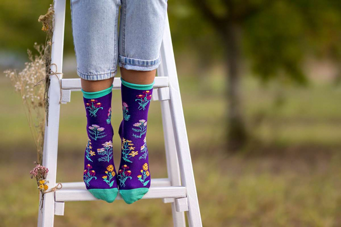 Cutie de Lux cu 5 perechi de șosete Fine din bumbac organic cu model floral [5]
