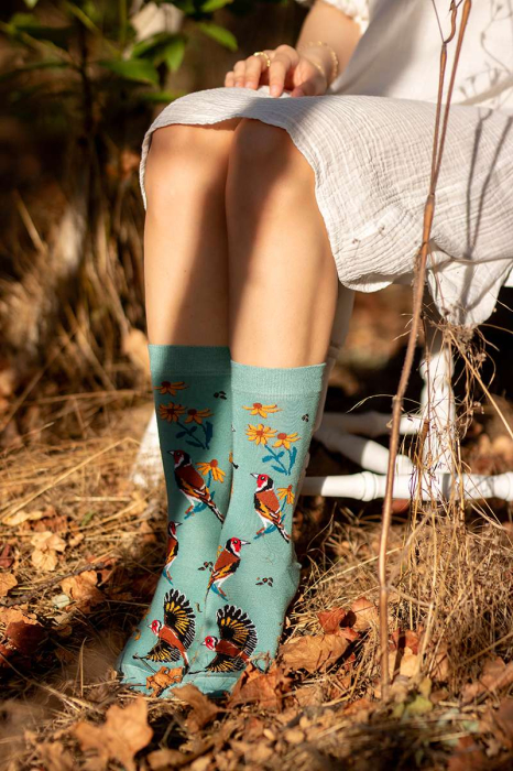 Cutie Lux cu 5 Perechi de Șosete Fine din Bambus cu Flori și Păsări [3]