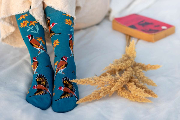 Cutie Lux cu 5 Perechi de Șosete Fine din Bambus cu Flori și Păsări [4]