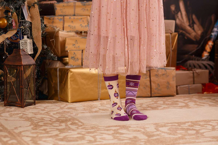 Sosete bumbac de craciun Arty Socks Globuri Violet [6]
