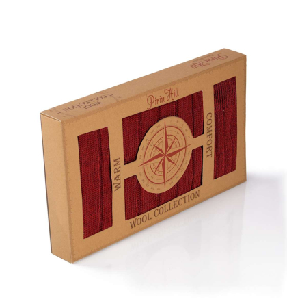 Gift Box-uri Casual - Cutie cu șosete și fular din Lână Merinos - Vișiniu