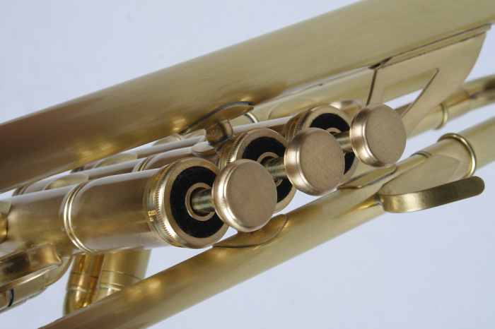 Trompeta Bb Karl Glaser Heavy Trompete [2]