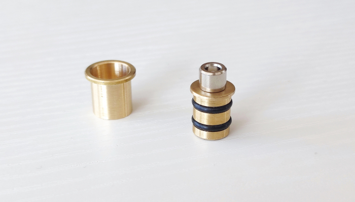 Doza butoias Mishuyama V5 AKG [3]