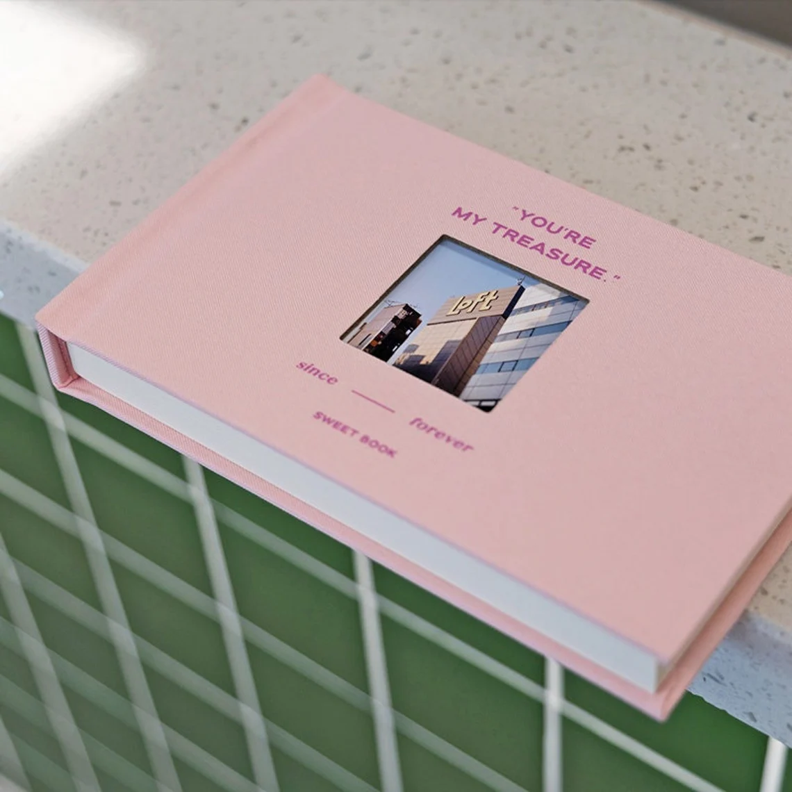 Album foto personalizat cu copertă roz – Cadou romantic pentru amintiri speciale [1]