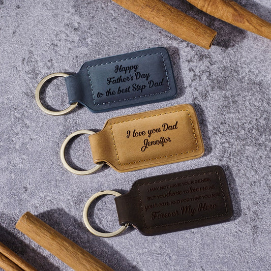 Set de 3 brelocuri personalizate din piele – “DADDY”, “DAD”, “HAPPY 1ST FATHER’S DAY” – Cadou pentru tați [1]