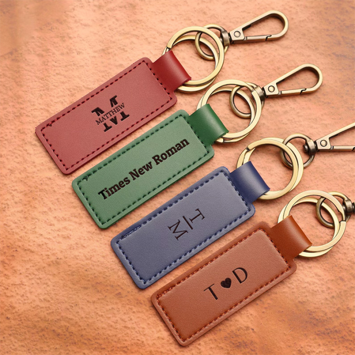 Brelocuri din piele personalizate – Cadouri elegante și unice [1]