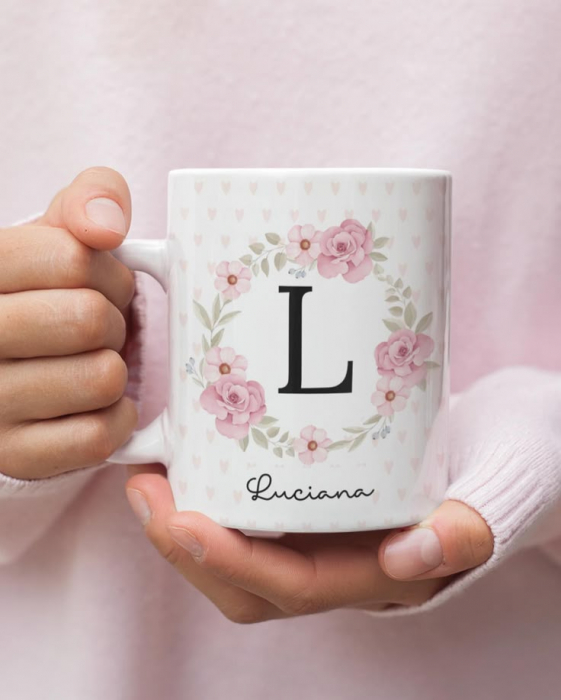 Cană personalizată cu inițială și flori [2]