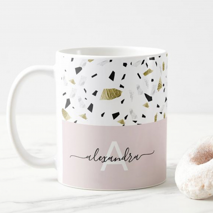 Cană personalizată cu inițială și nume – design elegant și modern [1]