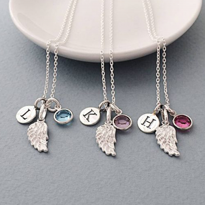 Lănțișoare personalizate gravate din argint placat cu aur de 24k – elegante, simbolice și emoționante [3]