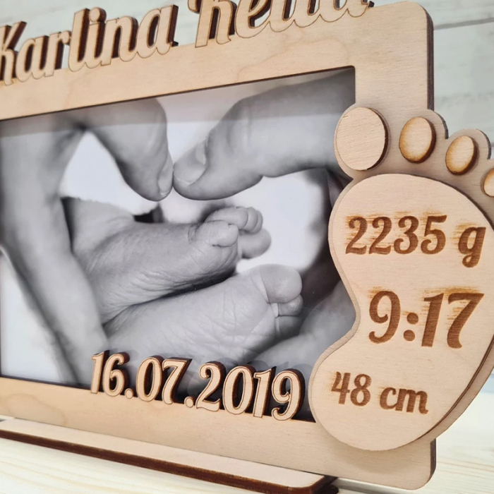 Ramă foto personalizată pentru bebeluși – Amintire unică cu detalii despre naștere [1]