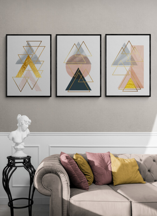 Set 3 tablouri, Intaglio, Stil Abstracte, print pe hartie foto Fine Art, Auriu, forme geometrice, triunghiuri roz, postere moderne, pentru living [1]