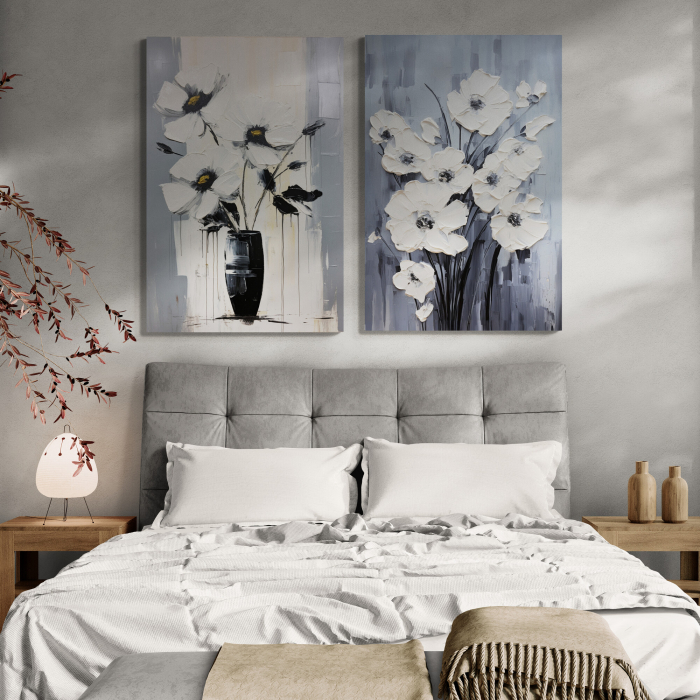 Tablou canvas, modern, vaza cu flori albe pictate, nuante  gri, pentru hotel [1]