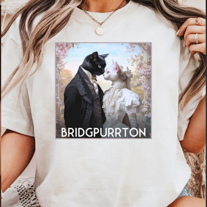 Tricou personalizat cu personaje și design artistic [7]