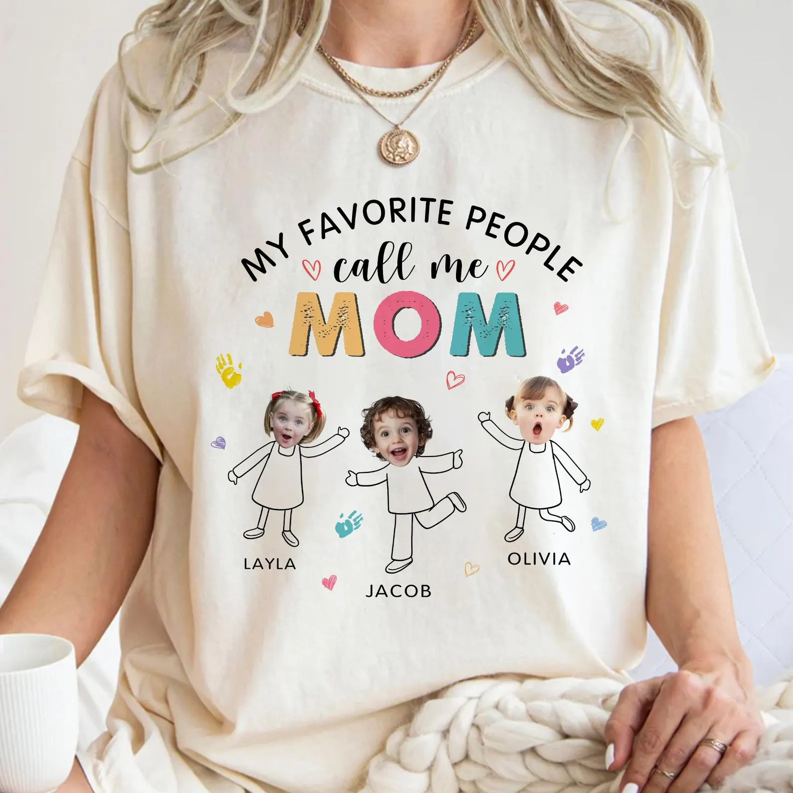 Tricou personalizat pentru profesori cu nume și elemente educaționale [4]