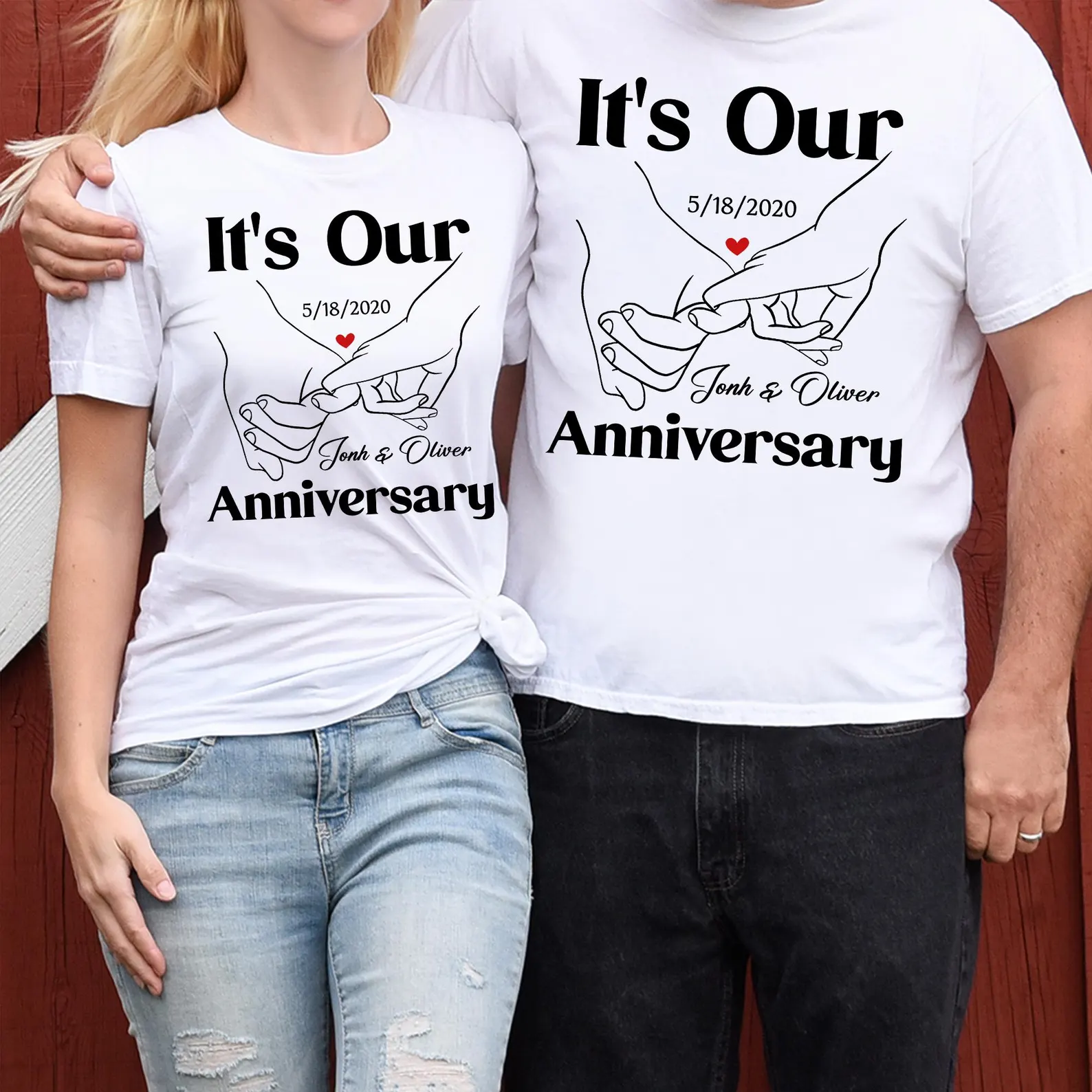 Tricou personalizat pentru cupluri – model romantic cu mesaje și design creativ [5]