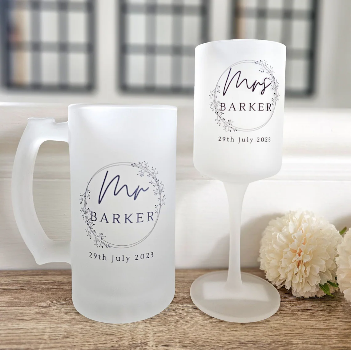 Pahare personalizate - Set Pahare Personalizate pentru Cuplu – Mr. și Mrs. cu Nume și Dată