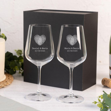 Pahare personalizate - Pahare de vin personalizate cu gravură elegantă