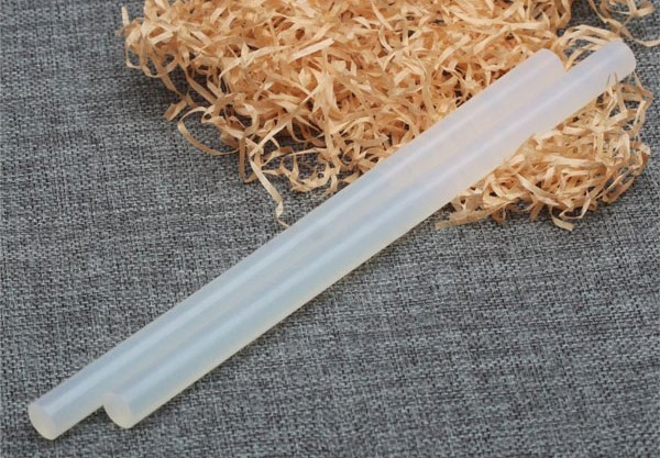 Bară silicon (rezervă plastic) alb, d = 11 mm, L = 270 mm [3]