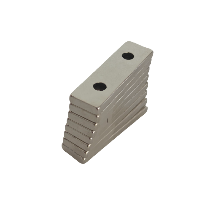 Magnet neodim 40x12x4 mm, 2 x gaura de 4.5 mm cu sanfren, dreptunghiular, argintiu, N35 [3]