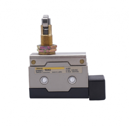 Intrerupatoare si comutatoare de circuit - Limitator de cursa cu rola D4MC-5040