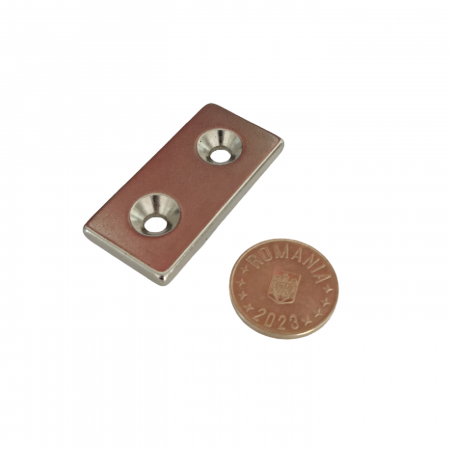 Magnet neodim 50x25x5 mm, 2 x gaura de 5.5 mm cu sanfren, dreptunghiular, argintiu, N35 [3]