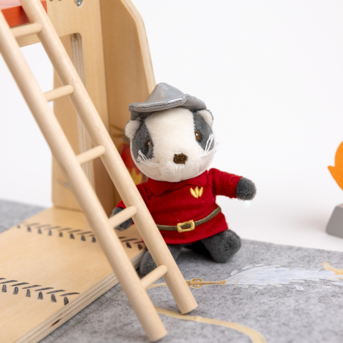 Statia de pompieri cu mini figurina, Egmont Toys [5]