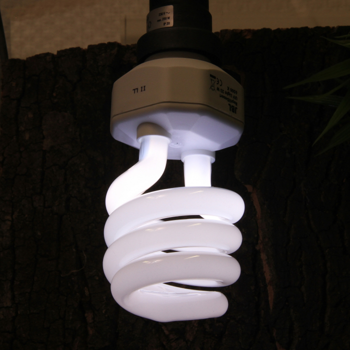 JBL ReptilDesert UV Light [3]