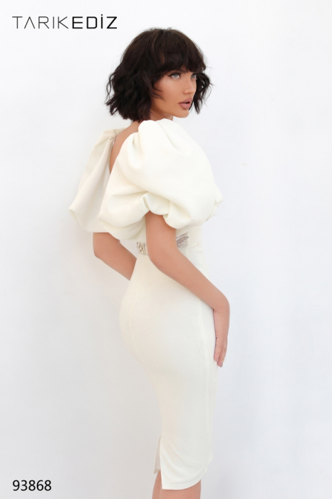 Rochie Tarik Ediz 93868 crem midi de ocazie mulata din crepe [2]
